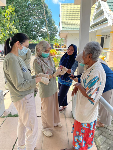 Departemen IKFR FK Unhas Gelar Pengabdian Masyarakat “Aktif Bergerak : Peran Rehabilitasi dalam Meningkatkan Kualitas Hidup Lansia”