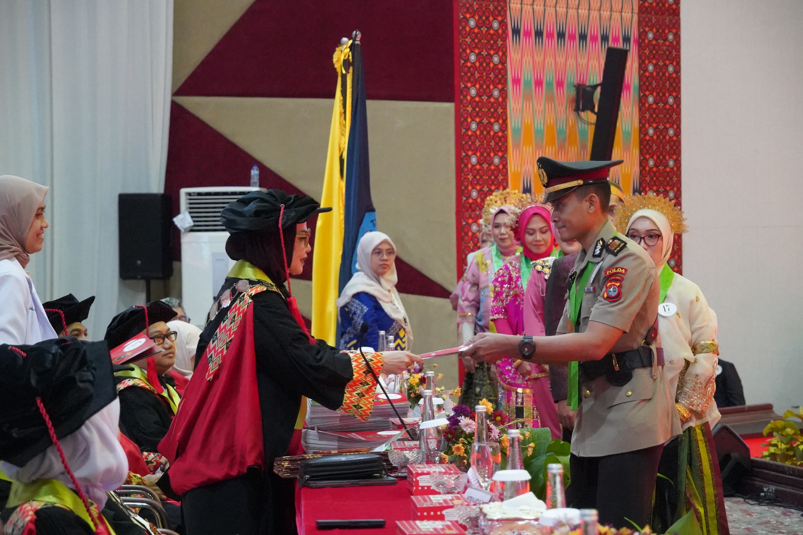 FK Unhas Gelar Penyerahan Brevet Dokter, Pengambilan Sumpah, dan Janji Sarjana Kedokteran