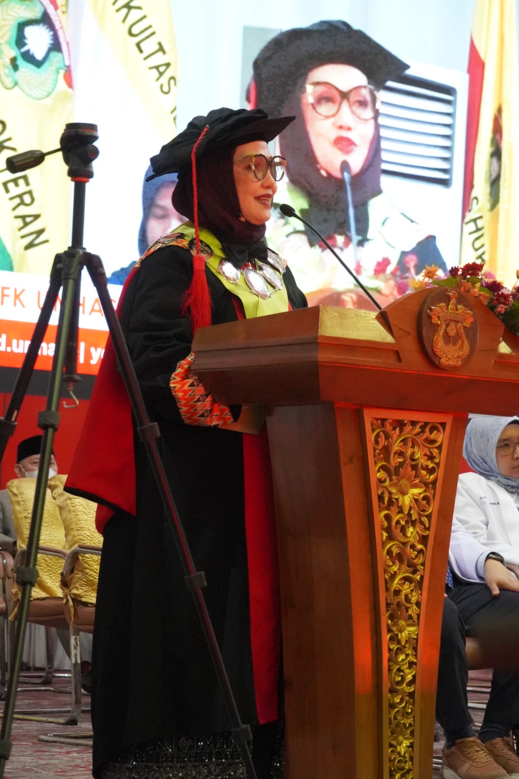 FK Unhas Gelar Penyerahan Brevet Dokter, Pengambilan Sumpah, dan Janji Sarjana Kedokteran