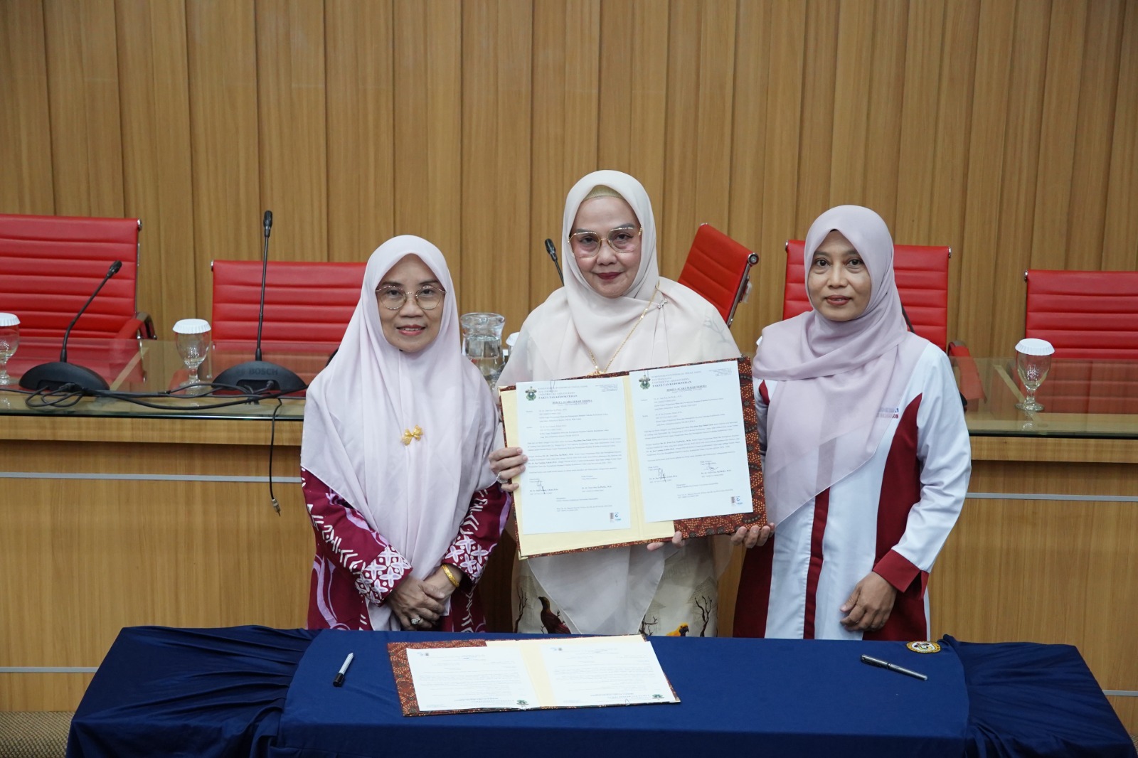 FK Unhas Gelar Sertijab Wakil Dekan dan Ketua GPM-PR Periode 2026–2030