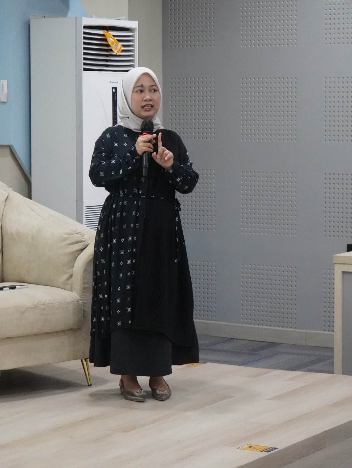 Fakultas Kedokteran Unhas Terima Kunjungan Studi Komparatif Pondok Pesantren Modern Putri IMMIM Pangkep
