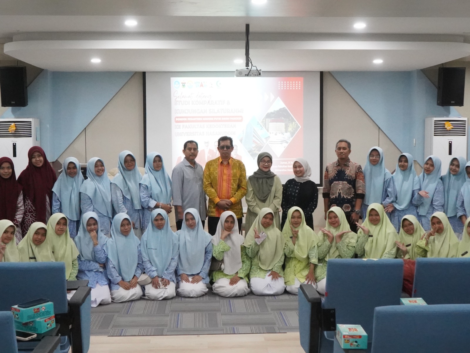 Fakultas Kedokteran Unhas Terima Kunjungan Studi Komparatif Pondok Pesantren Modern Putri IMMIM Pangkep