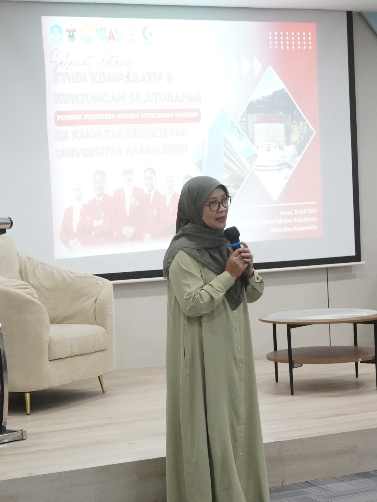 Fakultas Kedokteran Unhas Terima Kunjungan Studi Komparatif Pondok Pesantren Modern Putri IMMIM Pangkep