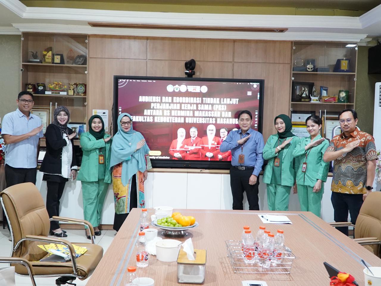 FK Unhas dan RS Hermina Makassar Bahas Tindak Lanjut Kerja Sama Bantuan Pendidikan dan Rekrutmen Dokter Spesialis