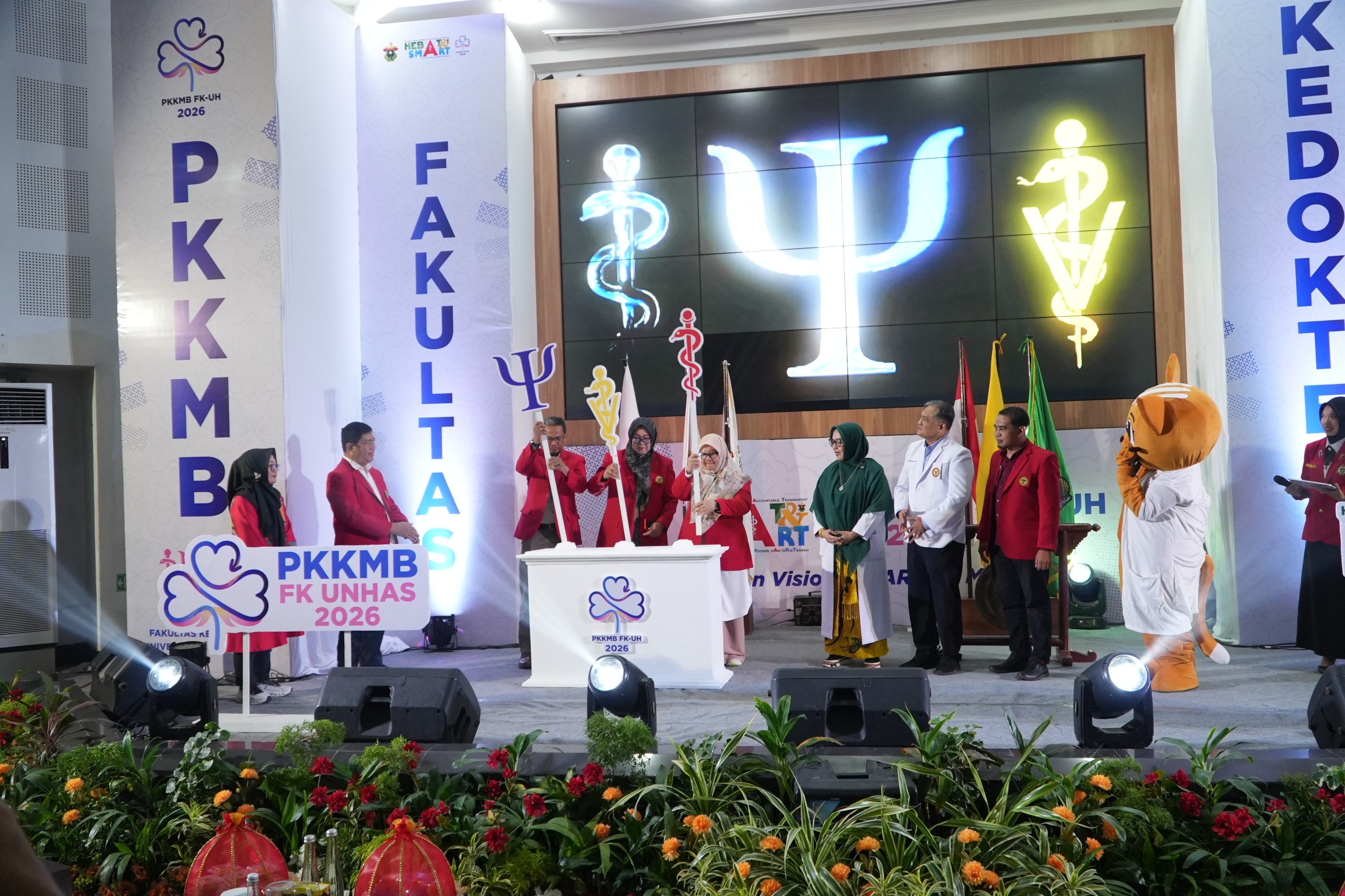 Sambut Generasi Emas Kedokteran, FK Unhas Gelar PKKMB 2026 dengan Semangat “HEBAT & SMART Vol. 2”